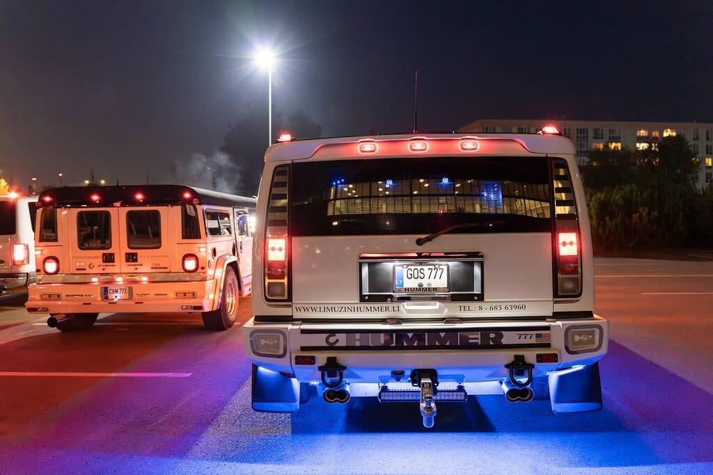 Limuzinai siek tiek sutemus Siauliai