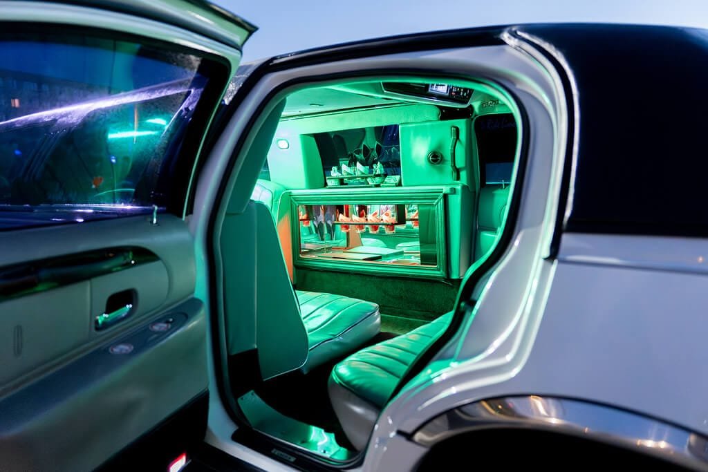 Limuzinas laukia jusu Panevezyje