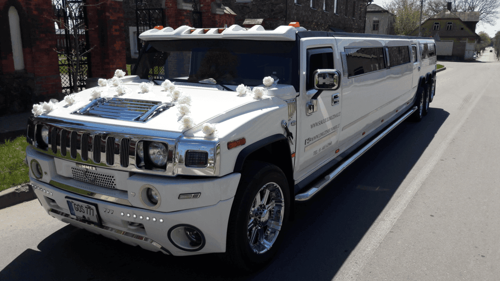 Vienas didziausiu limuzinu Klaipedoje