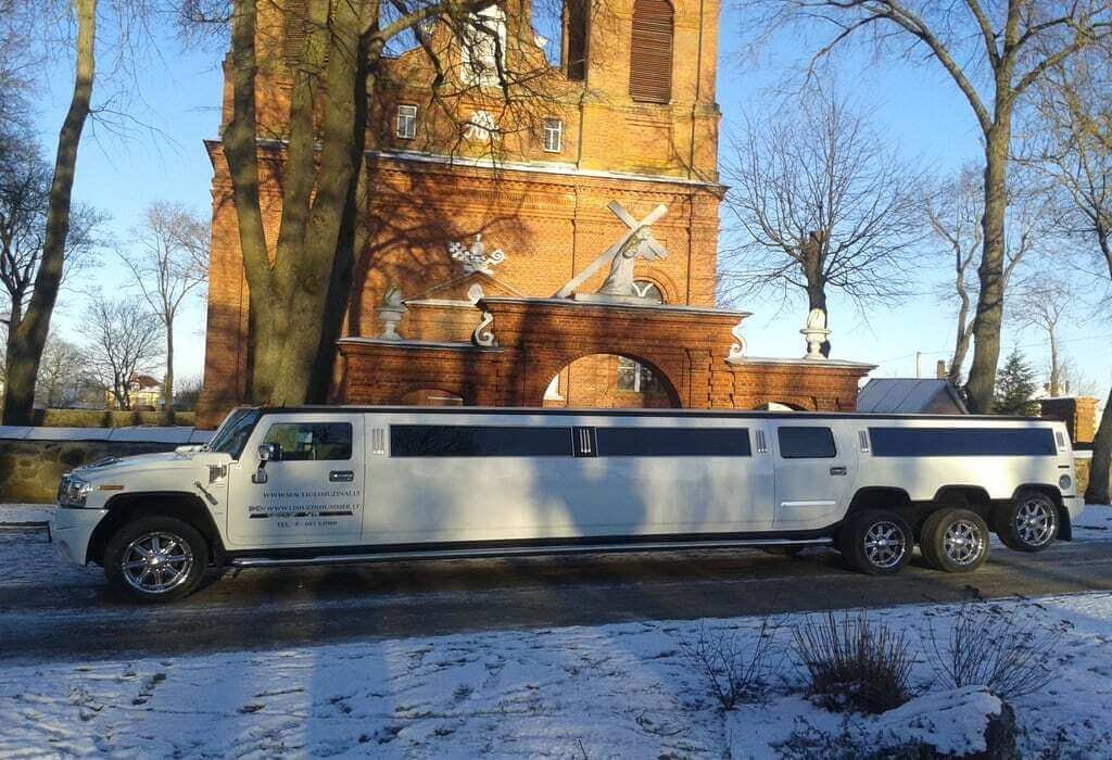 Vieno ilgiausio automobilio nuoma Lietuvoje