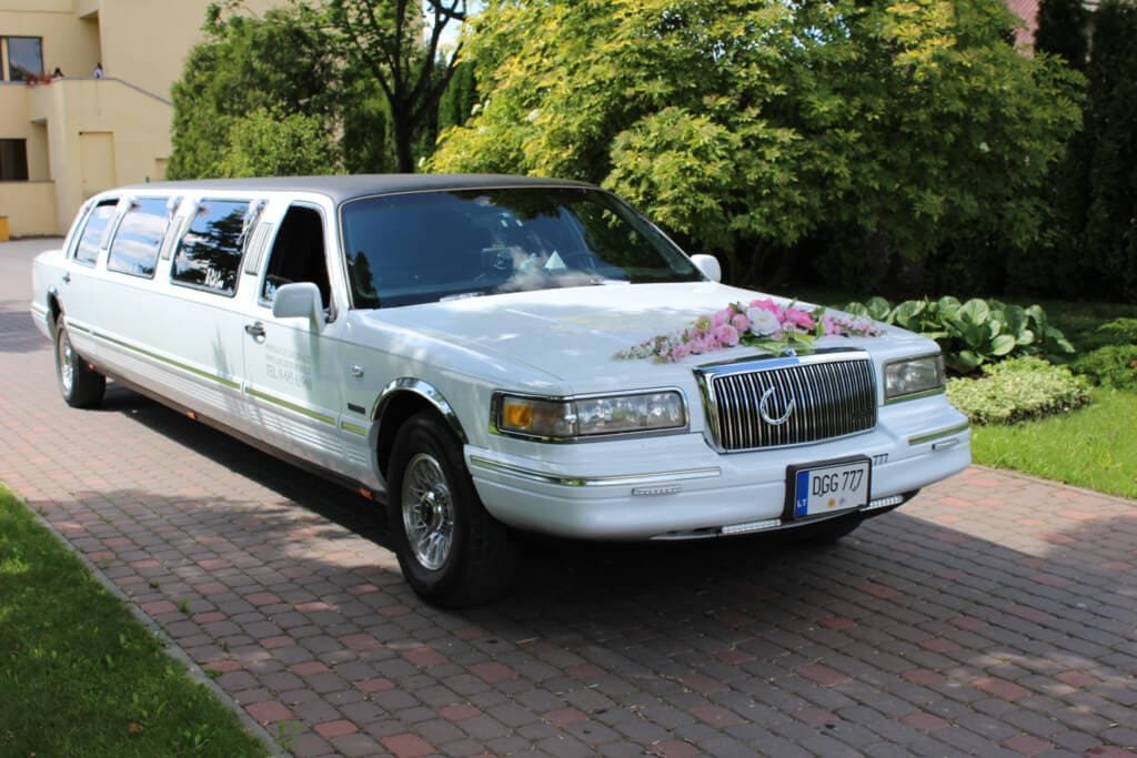 10 vietų lumuzinas atrodo išties įspūdingai